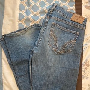 ▫️Hollister Boot Cut Jeans